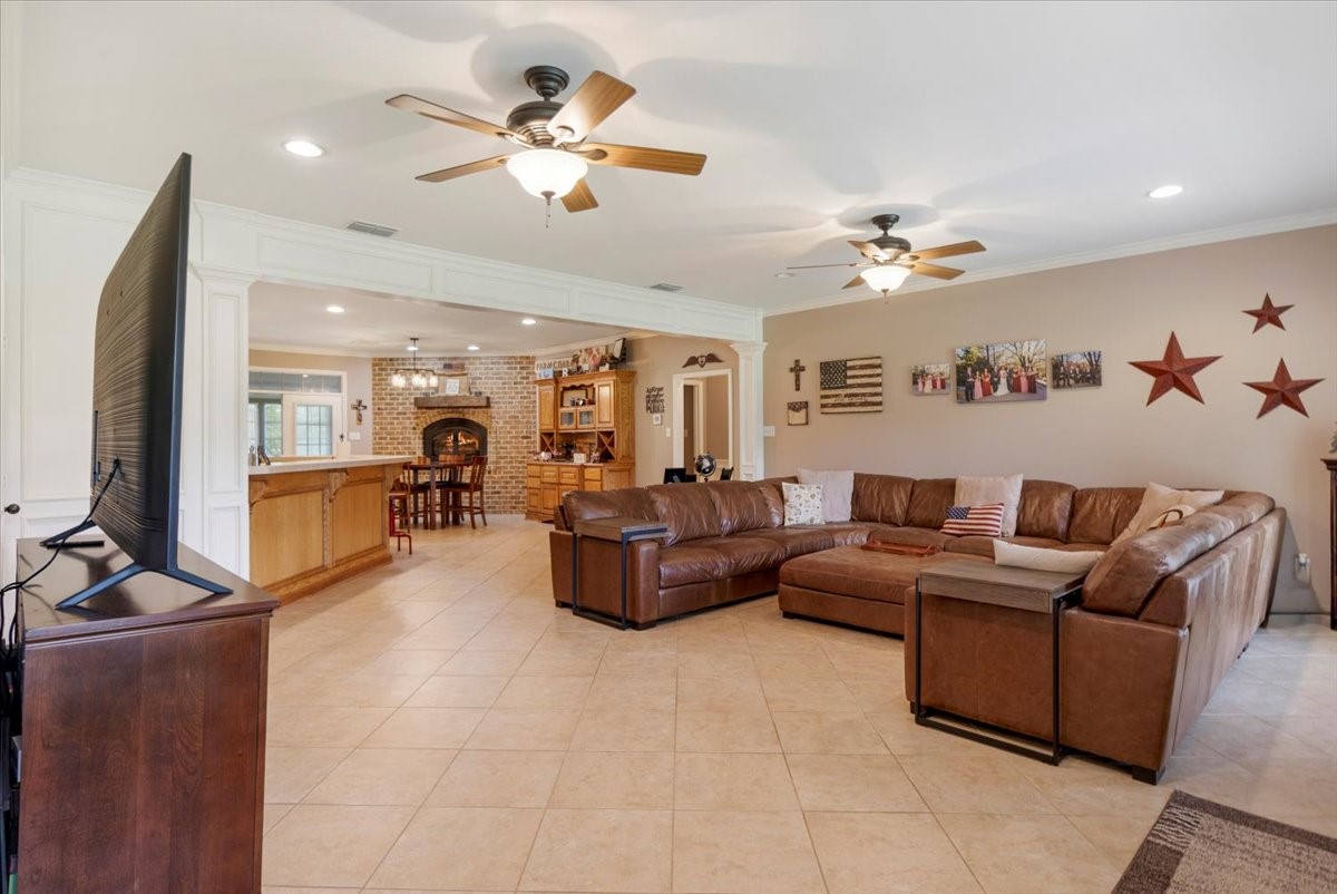 6299 Us Highway 271 Gilmer TX 75644