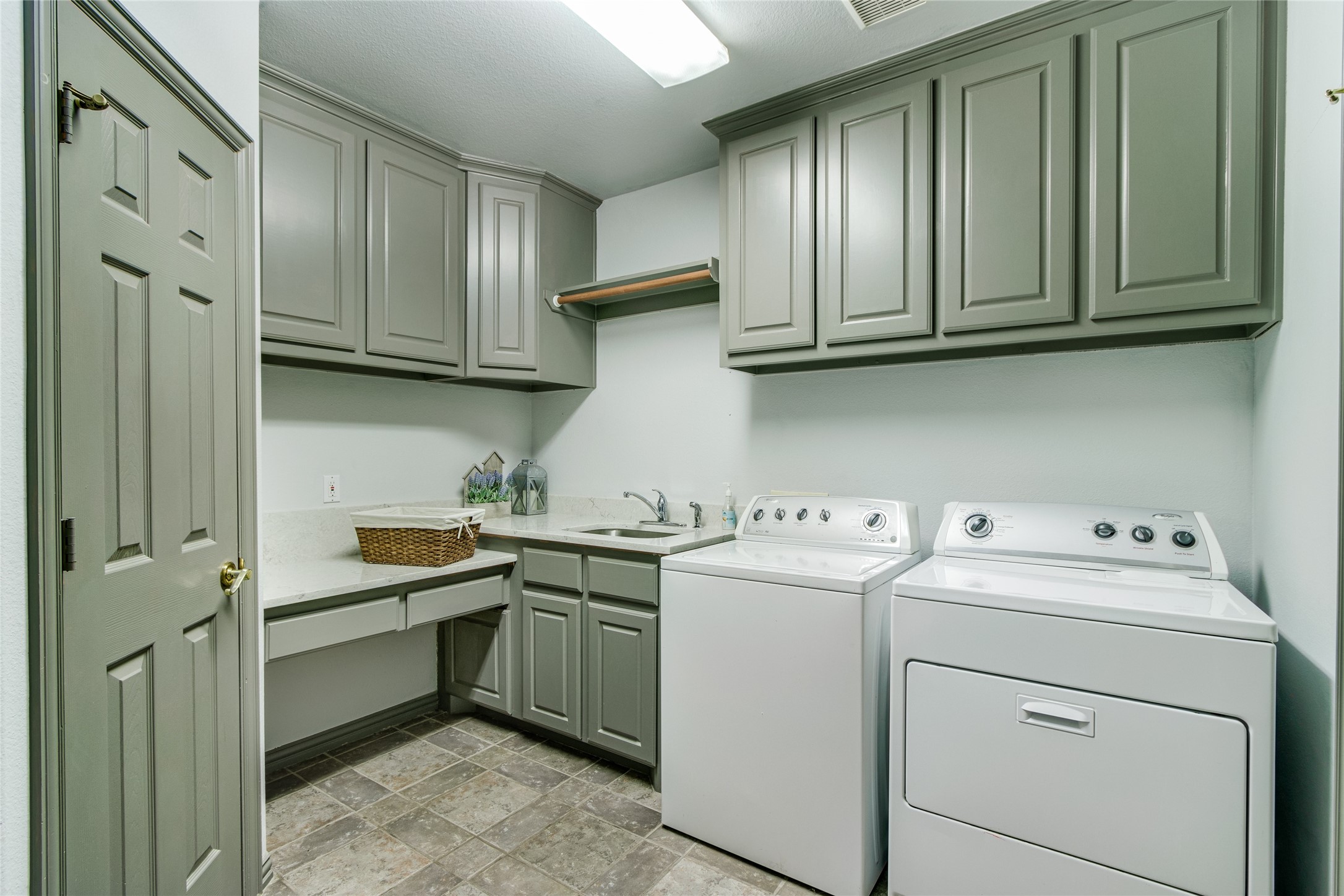 2802 Woodlake Court Highland Village TX 75077