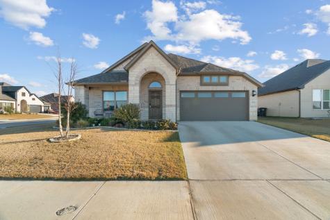 701 Bass Lake Lane Cleburne TX 76033