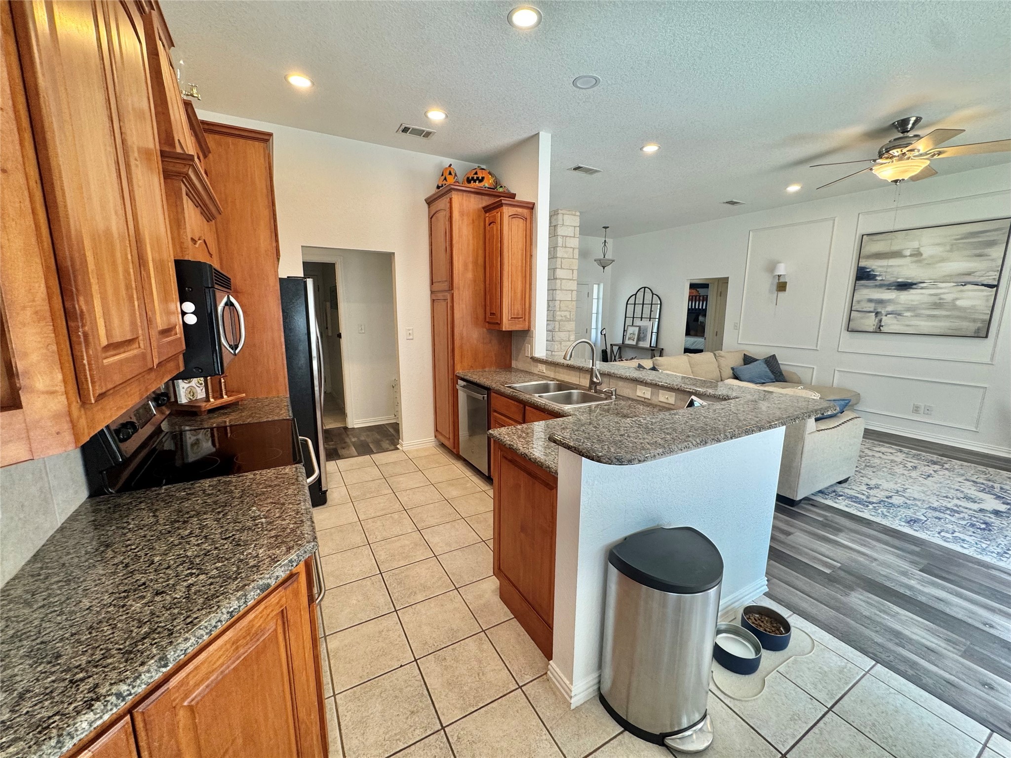 608 Grandview Drive Granbury TX 76049