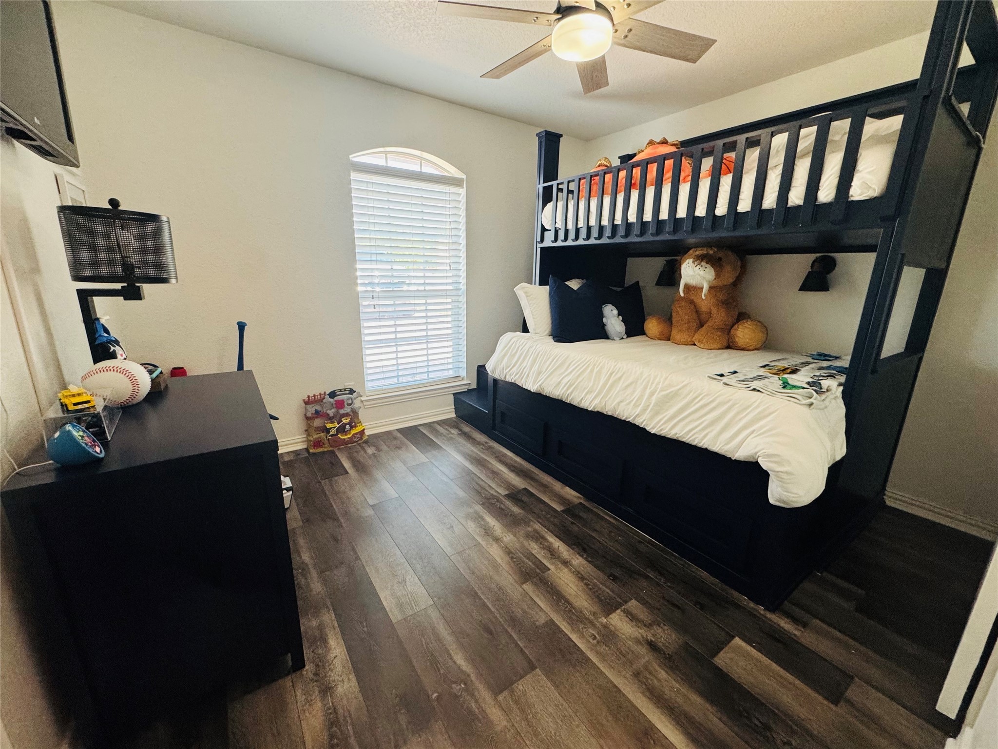 608 Grandview Drive Granbury TX 76049