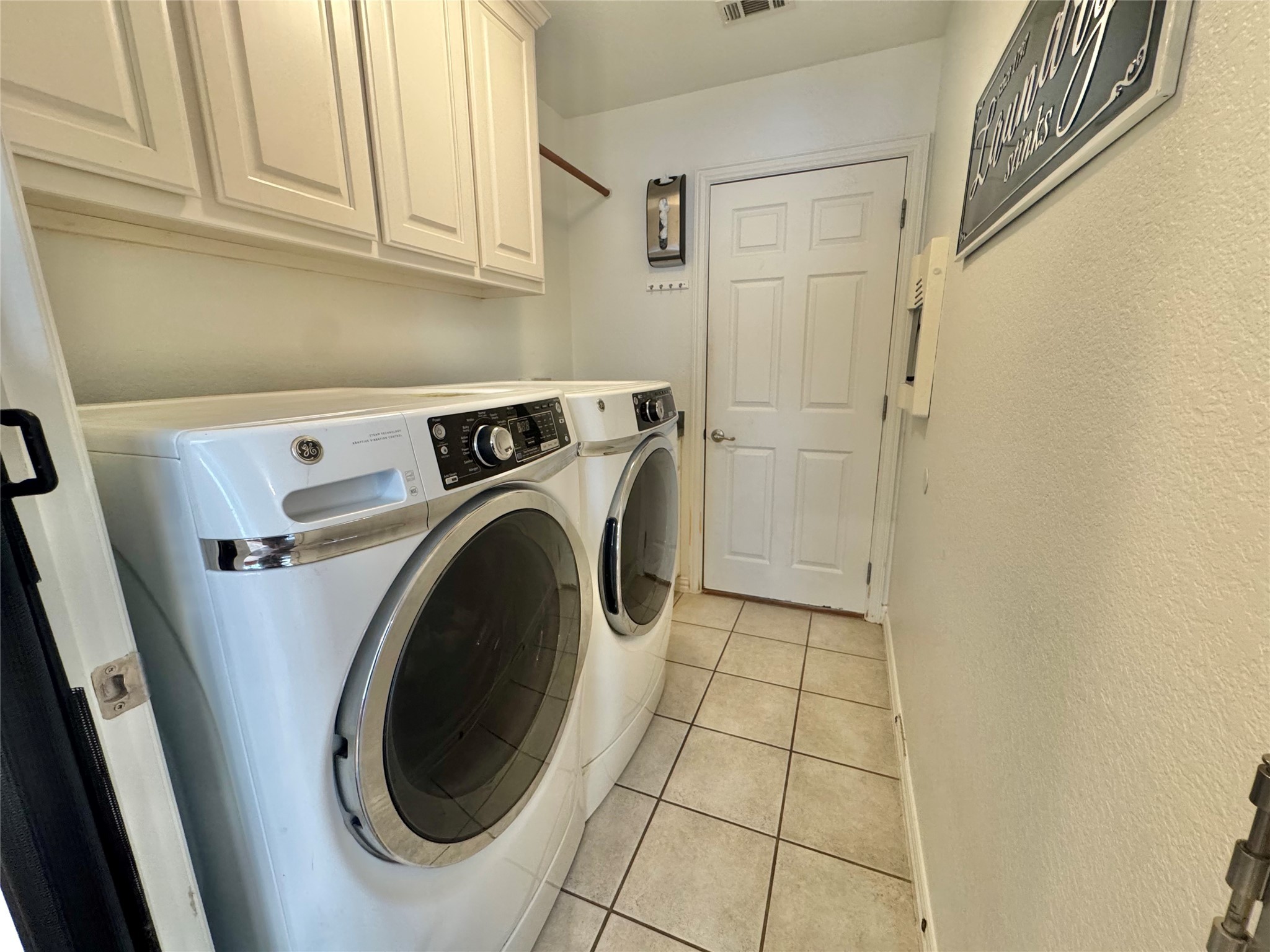 608 Grandview Drive Granbury TX 76049