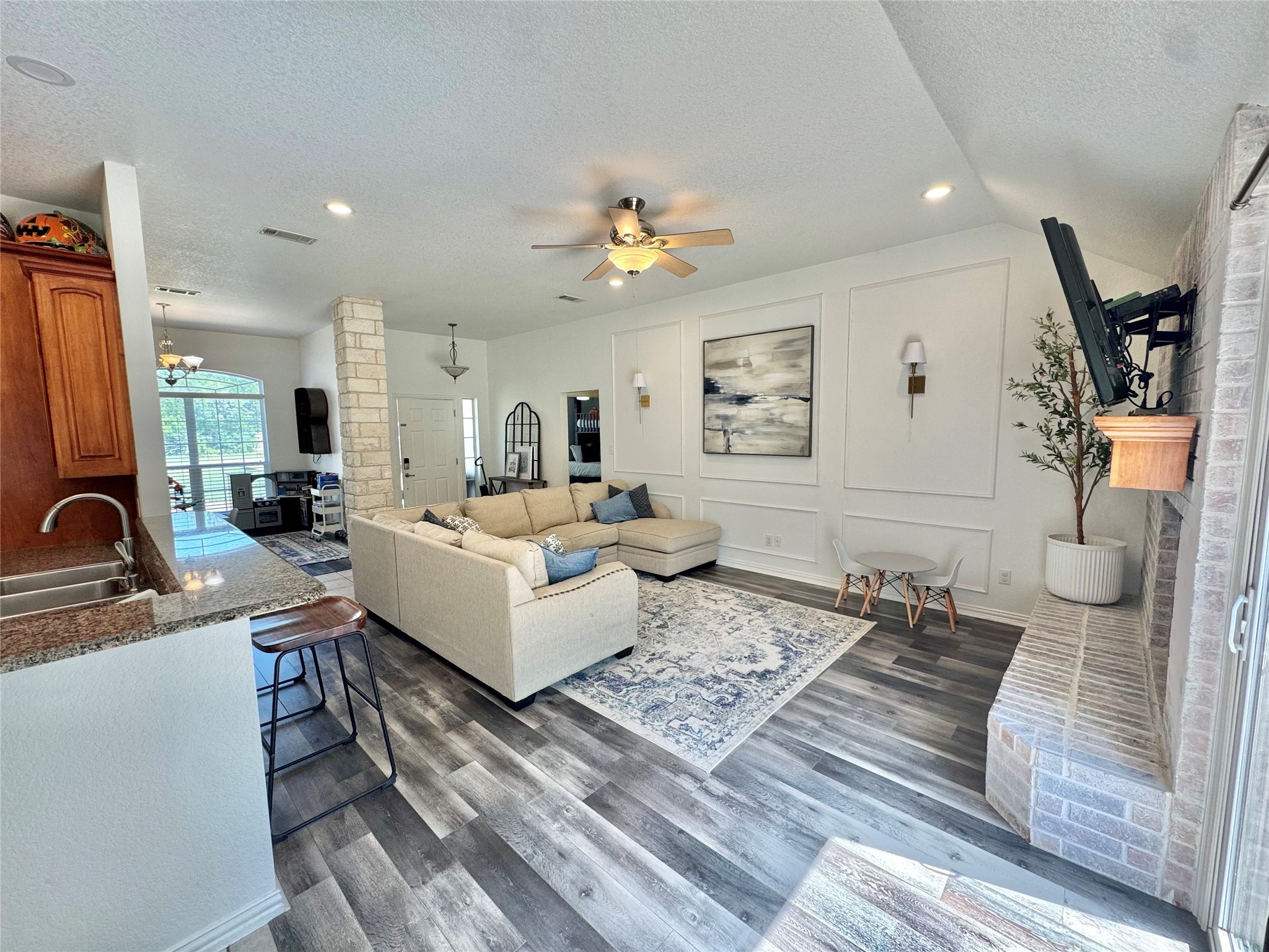 608 Grandview Drive Granbury TX 76049