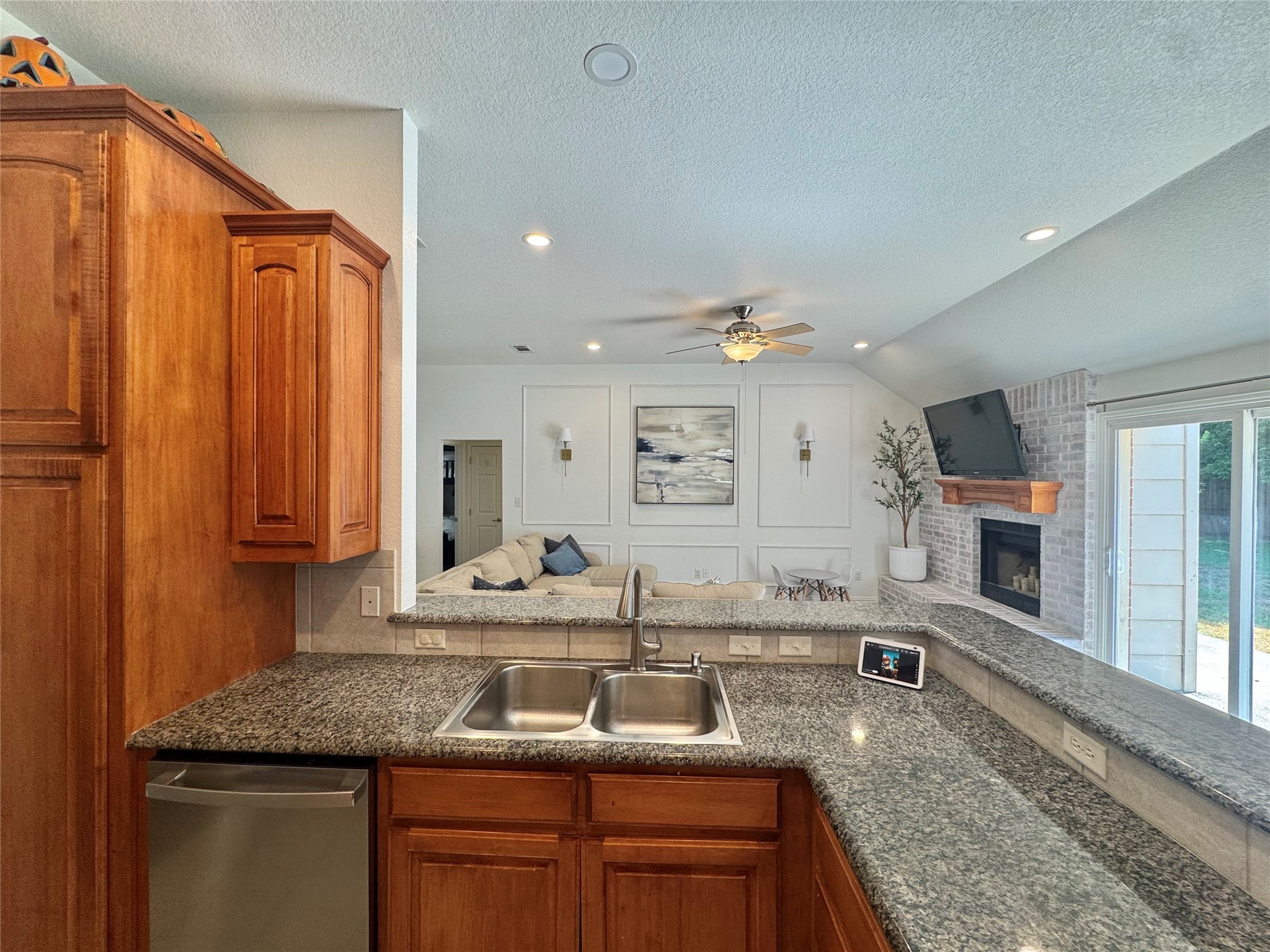 608 Grandview Drive Granbury TX 76049