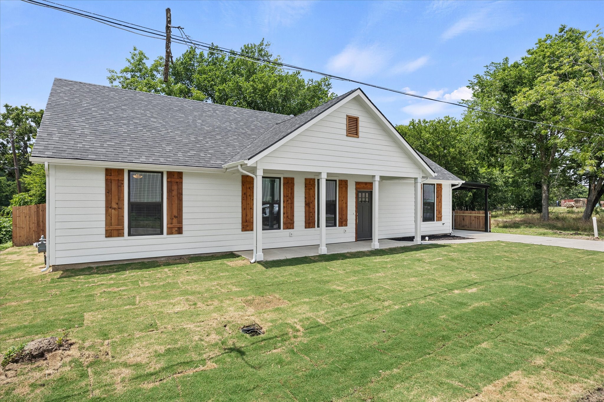 108 S Manson Street Wolfe City TX 75496