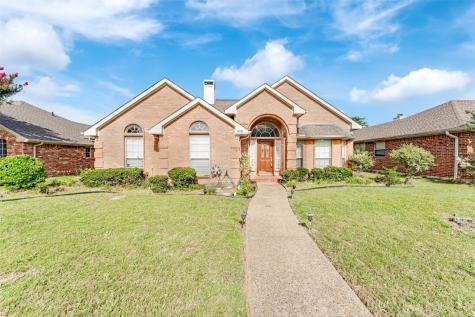 405 N Winding Oaks Drive Wylie TX 75098
