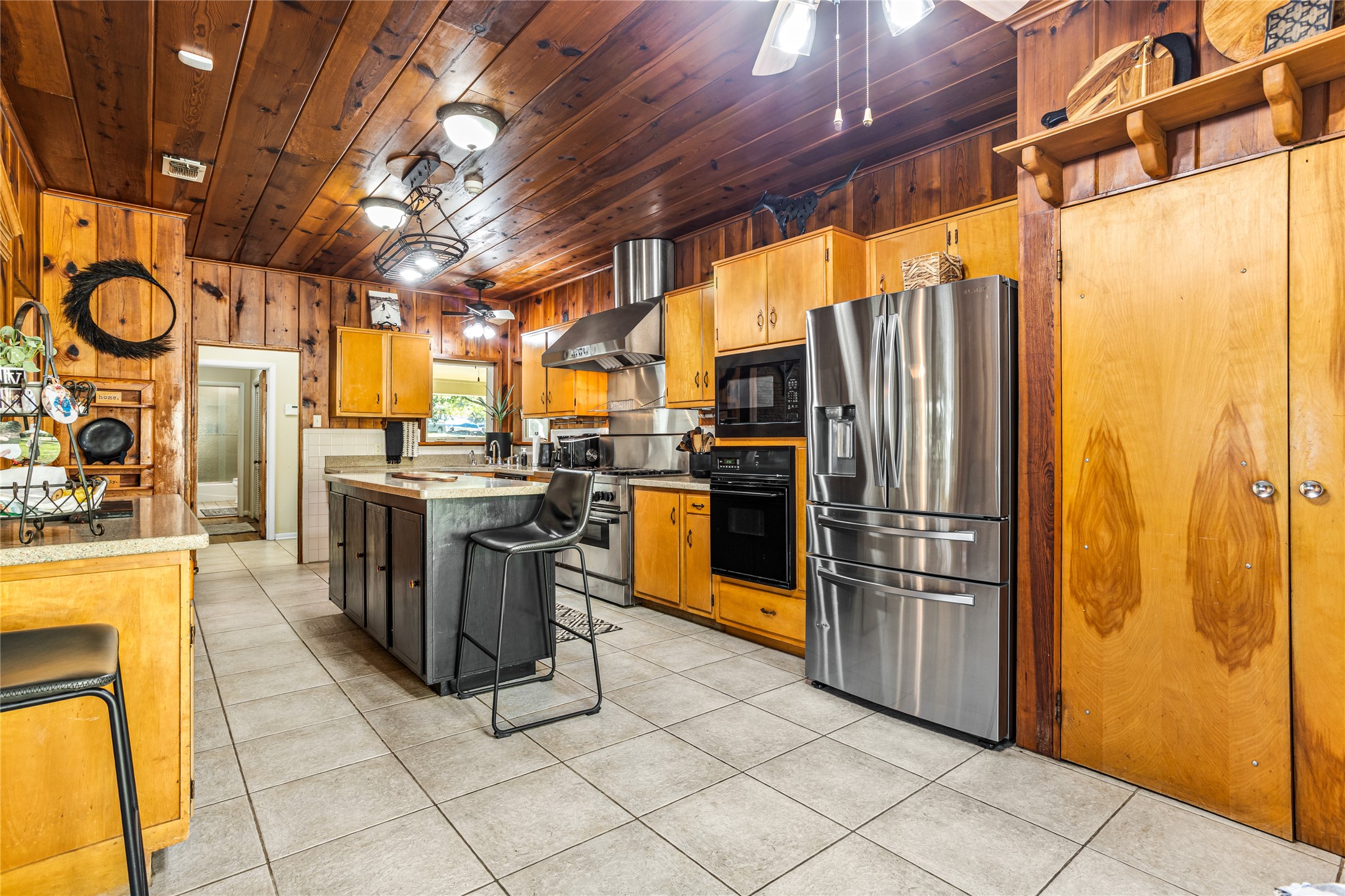 916 Kimbrough Road Azle TX 76020