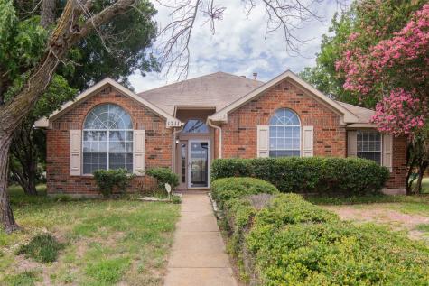 1211 White Court Cedar Hill TX 75104