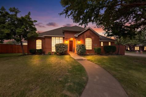 8406 Lexington Court Rowlett TX 75089