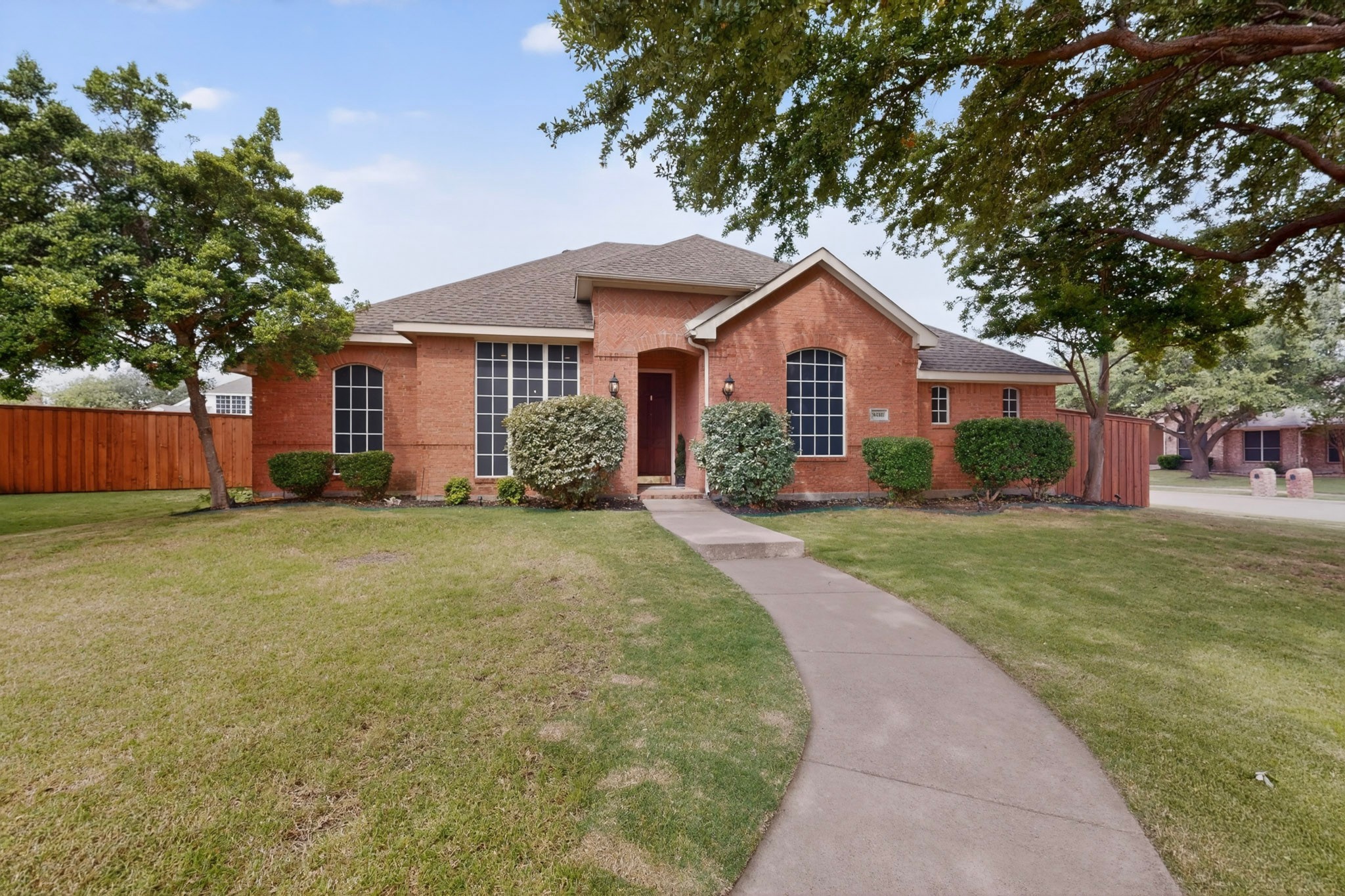 8406 Lexington Court Rowlett TX 75089