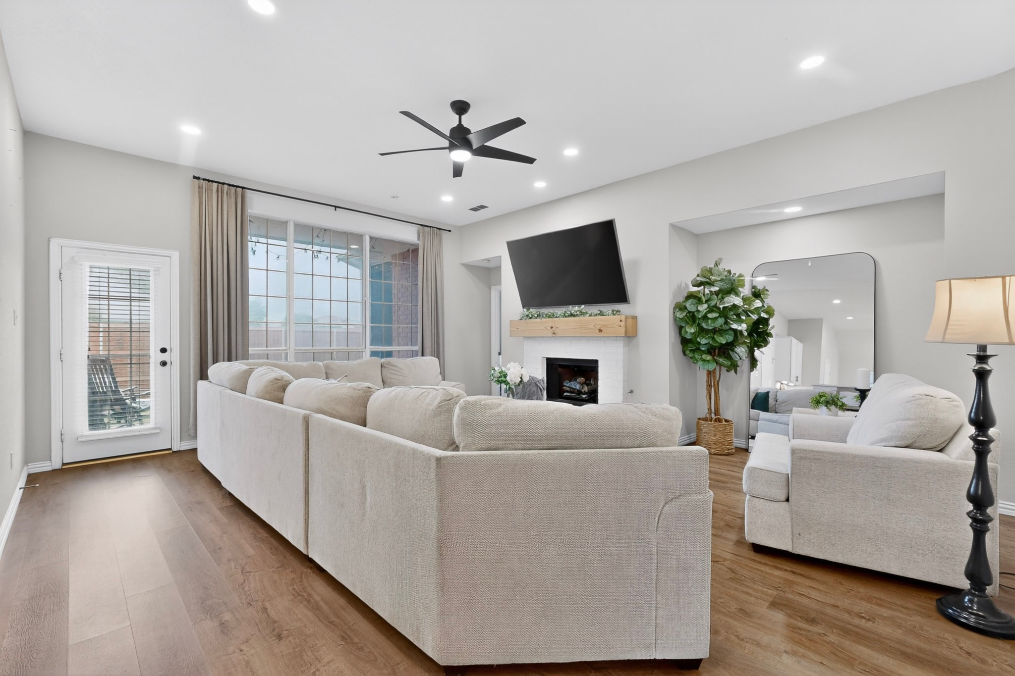 8406 Lexington Court Rowlett TX 75089