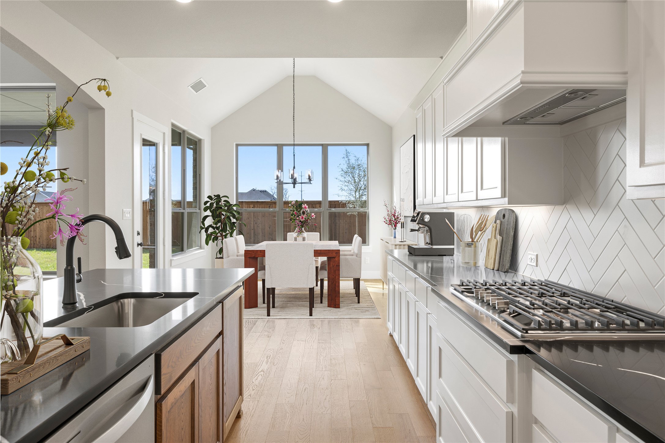 10020 Cresent Drive Providence Village TX 76227