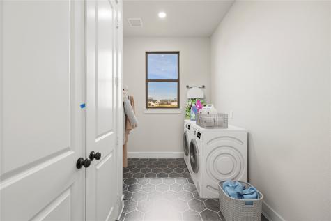 10020 Cresent Drive Providence Village TX 76227