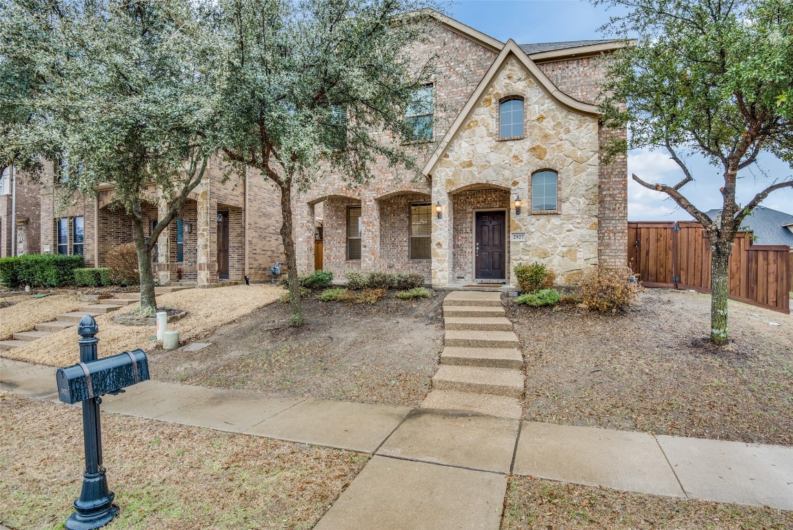 2927 Fontana Grand Prairie TX 75054