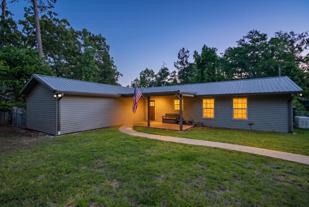170 County Road 3136 Jacksonville TX 75766