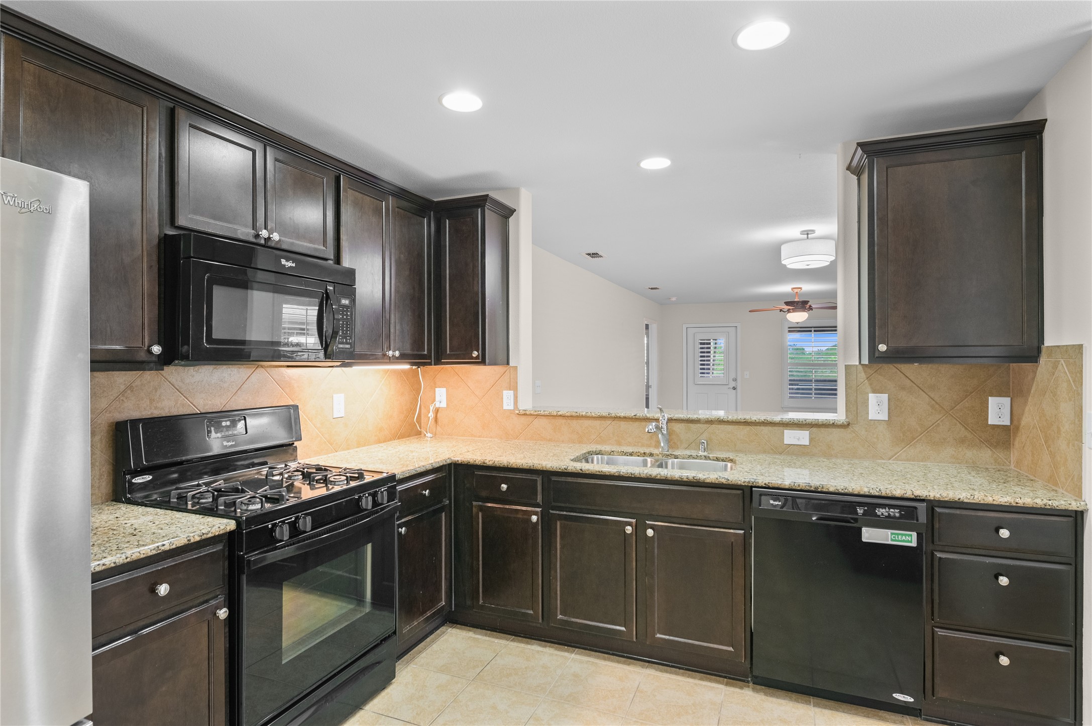 127 Montague Lane Frisco TX 75036