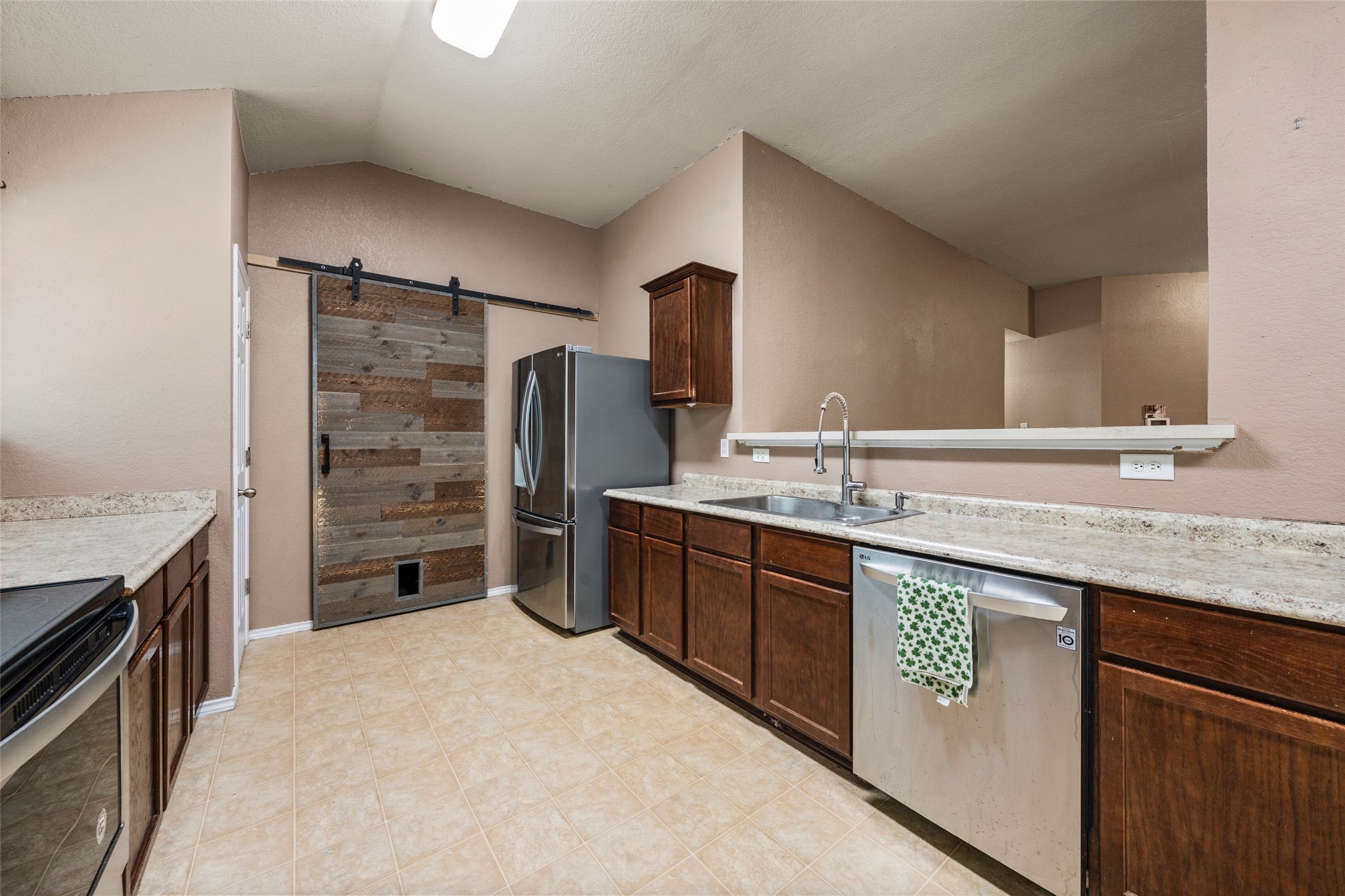 10512 Granada Drive Waco TX 76708