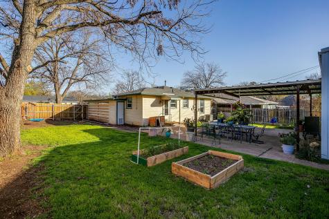 1123 Bales Street Cleburne TX 76033