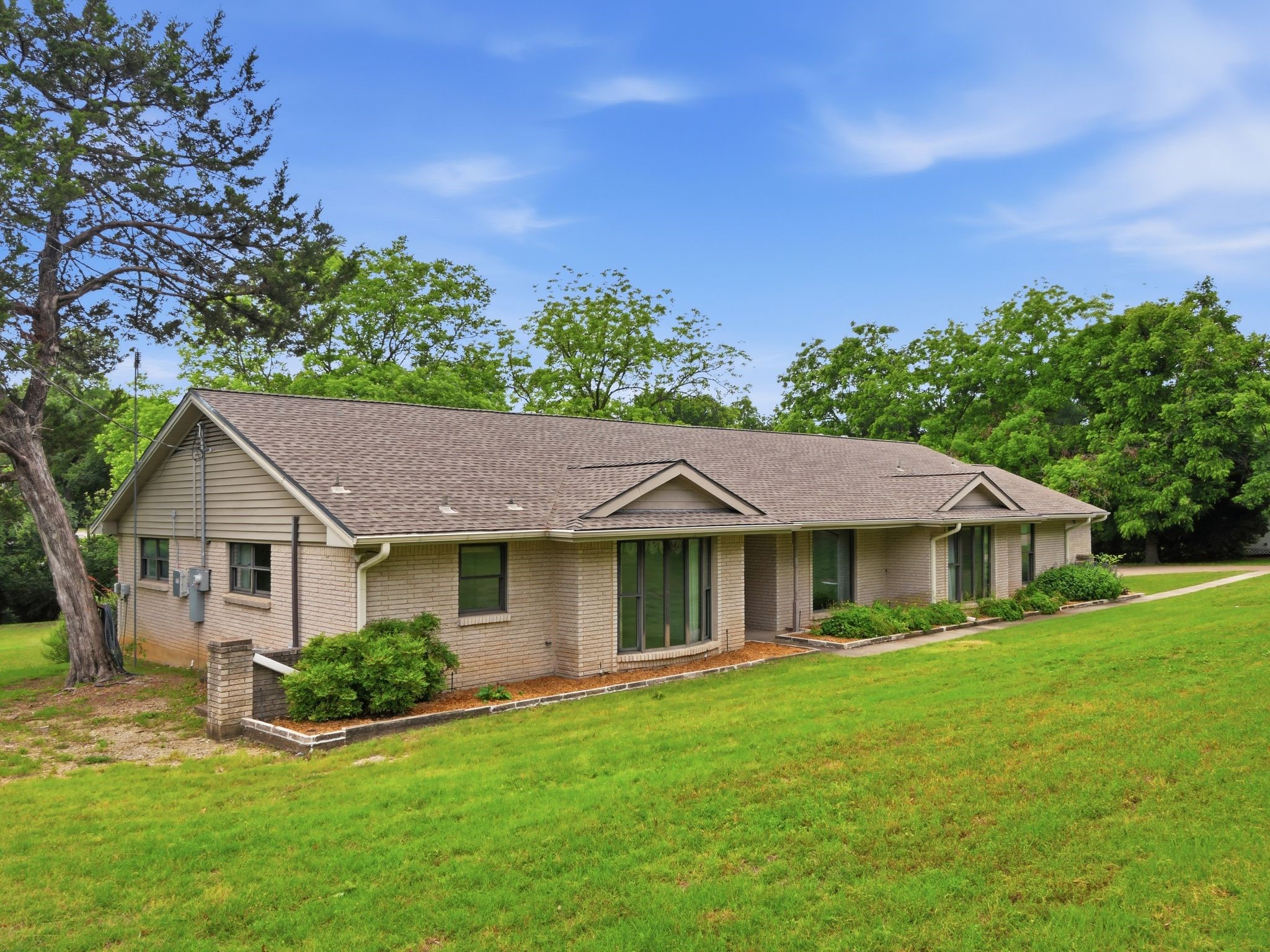 1014 Green Valley Lane Duncanville TX 75137