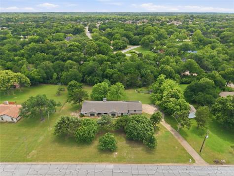 1014 Green Valley Lane Duncanville TX 75137