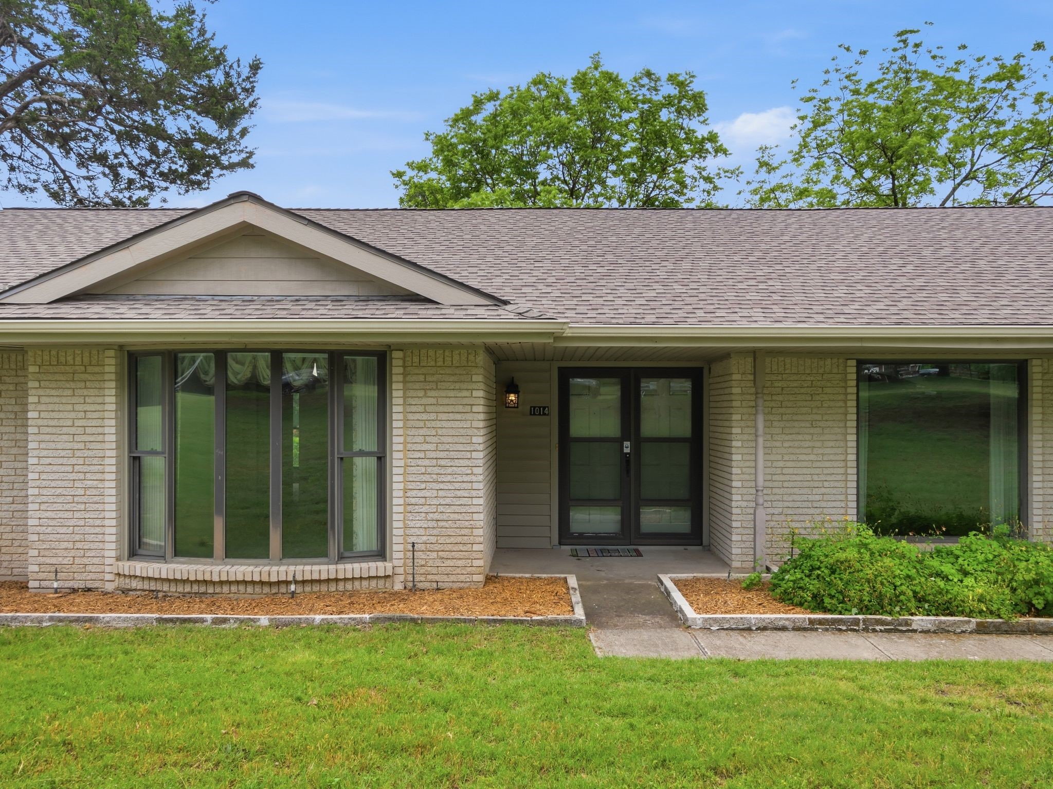 1014 Green Valley Lane Duncanville TX 75137