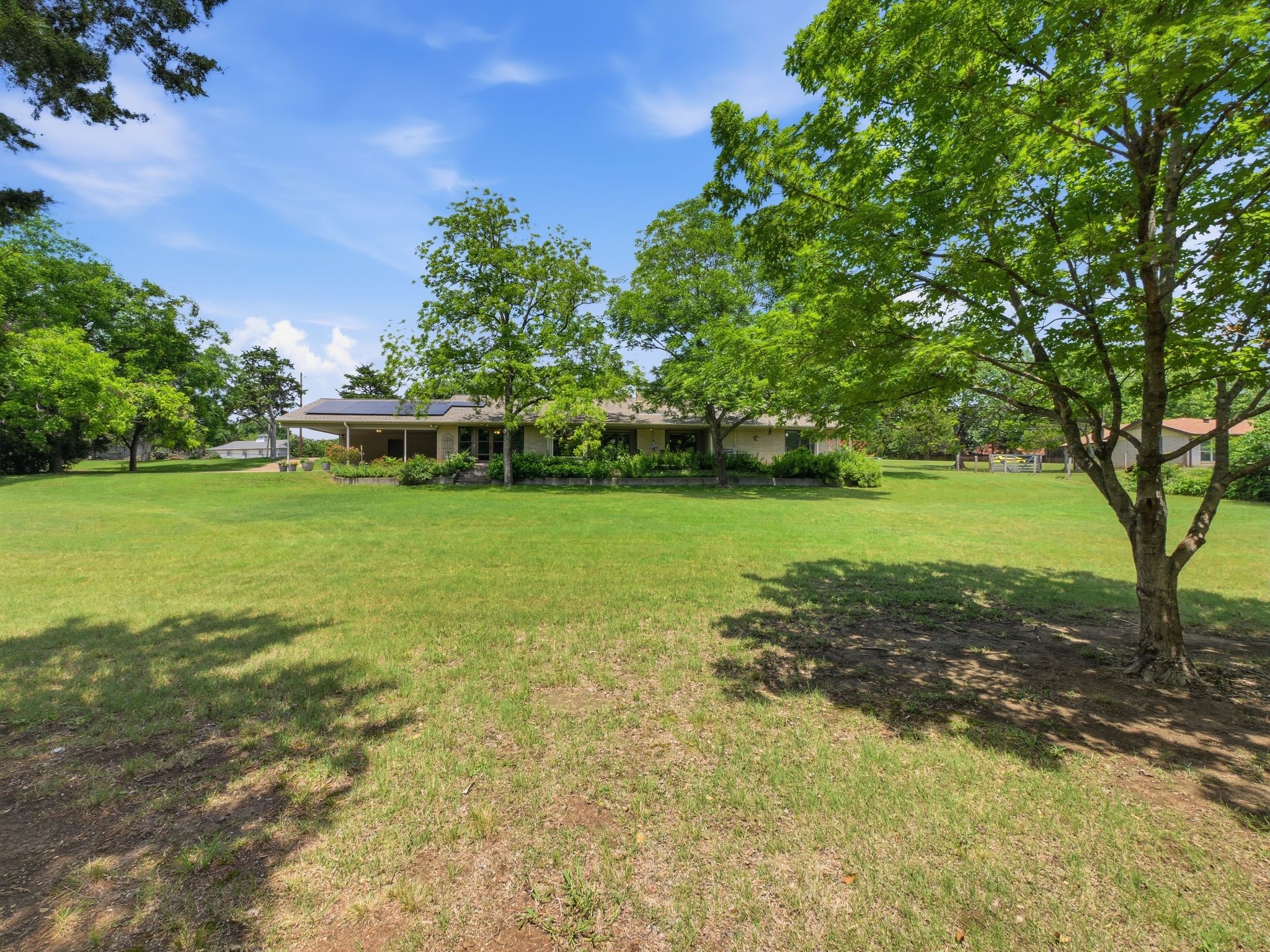 1014 Green Valley Lane Duncanville TX 75137