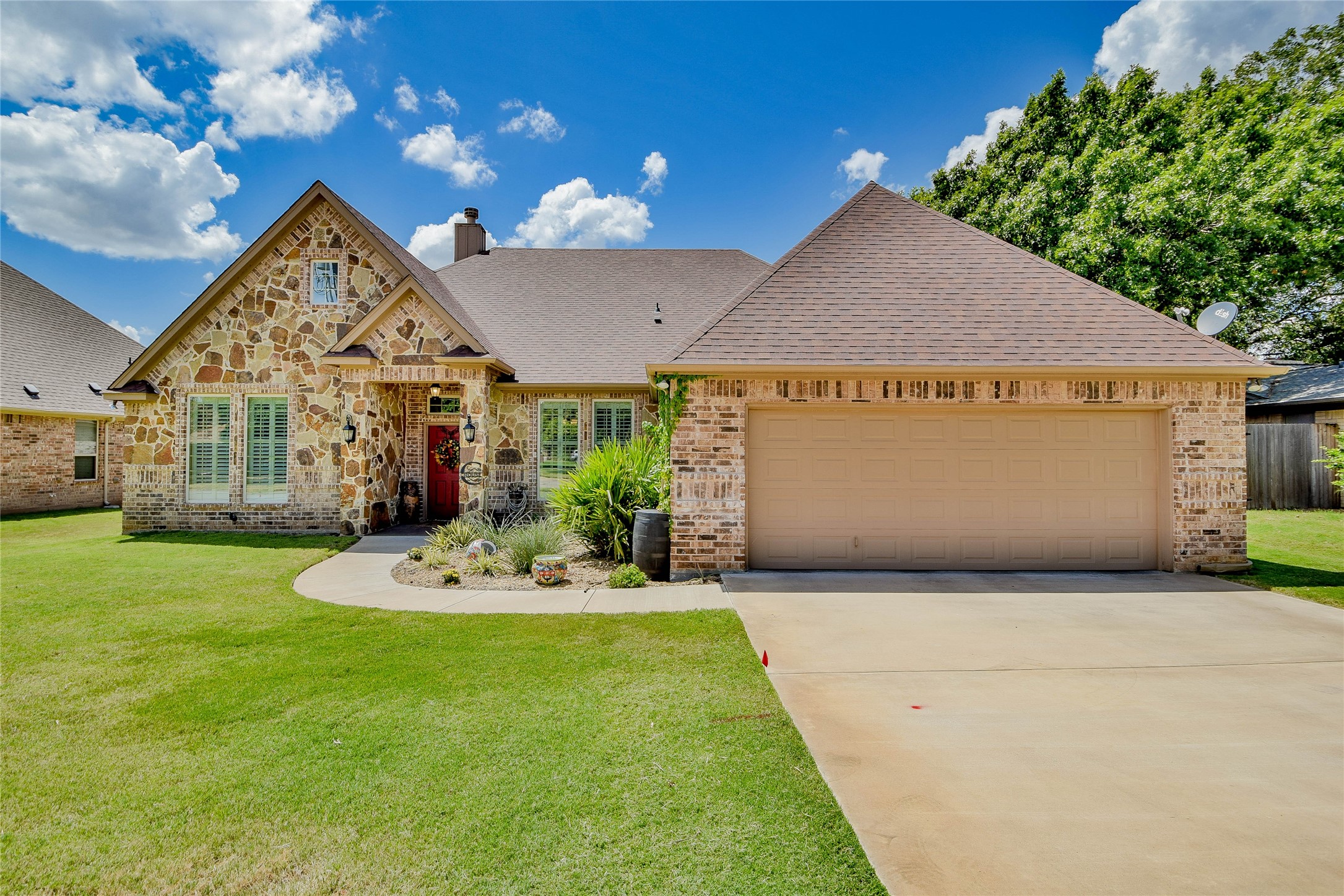 1112 Harbor Lakes Drive Granbury TX 76048