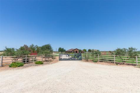 10932 County Road 495 Hawley TX 79525