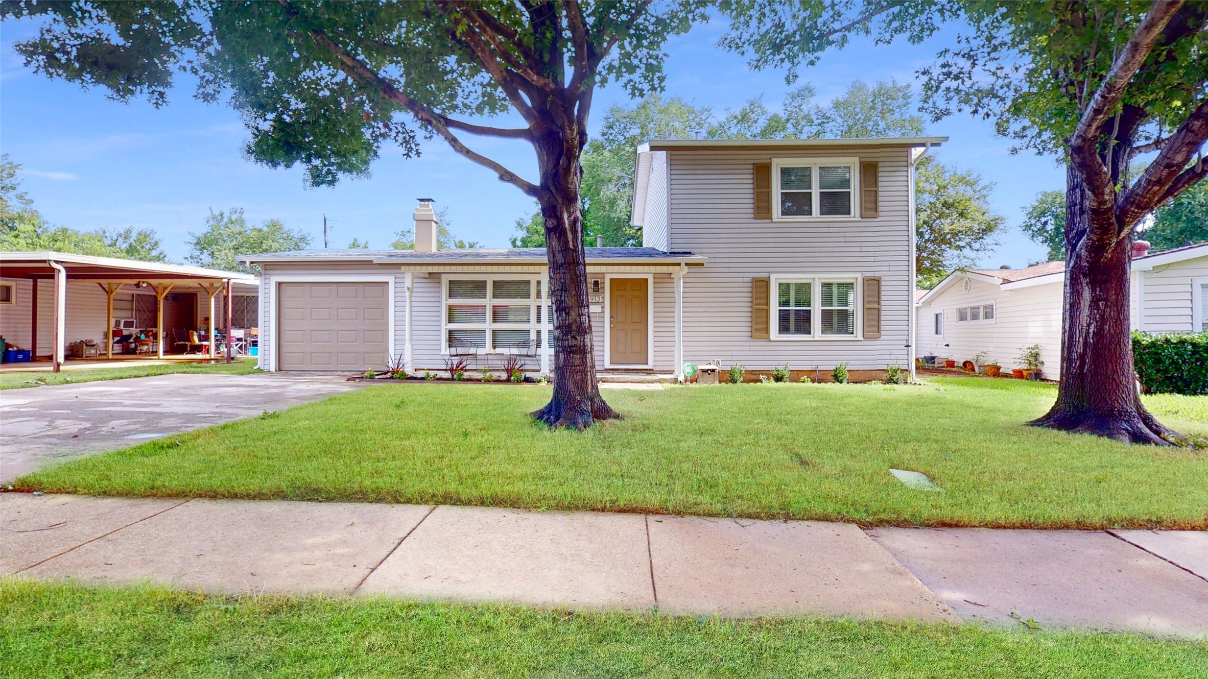4913 Voncille Street Haltom City TX 76117