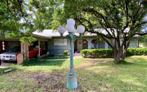 109 Olive Street Waxahachie TX 75165