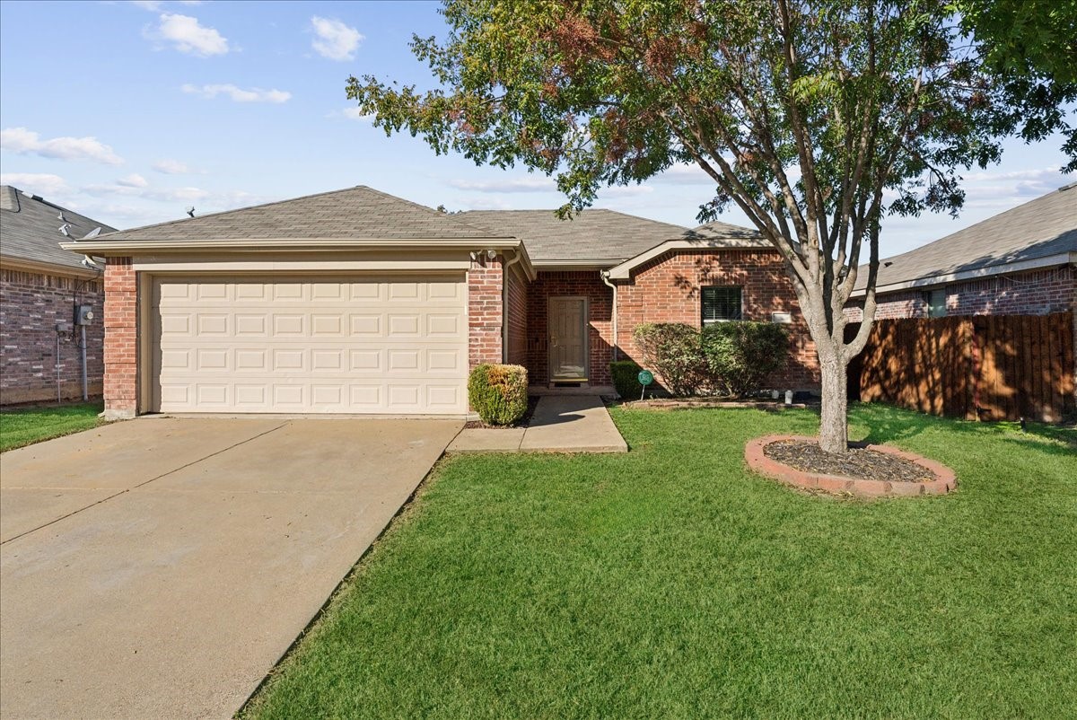 2823 Colt Lane Dallas TX 75237