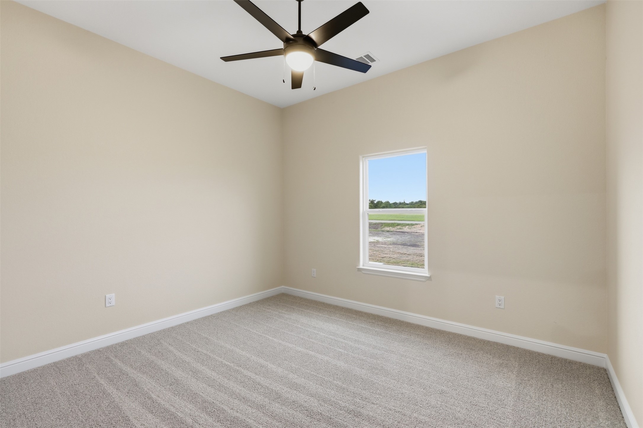 1021 Preserve Street Weatherford TX 76085