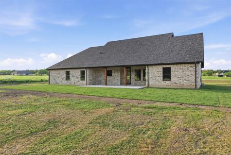 1021 Preserve Street Weatherford TX 76085