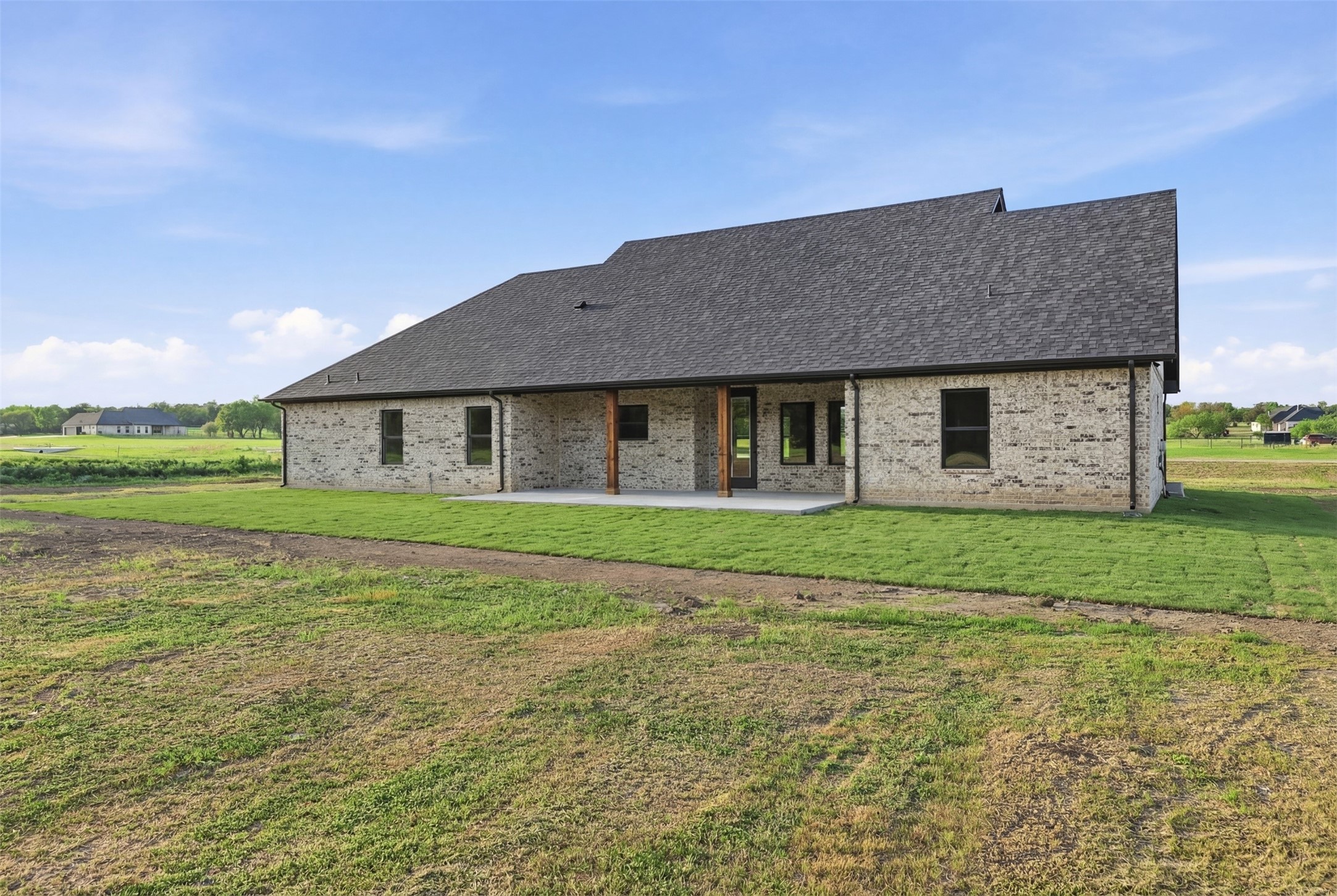 1021 Preserve Street Weatherford TX 76085