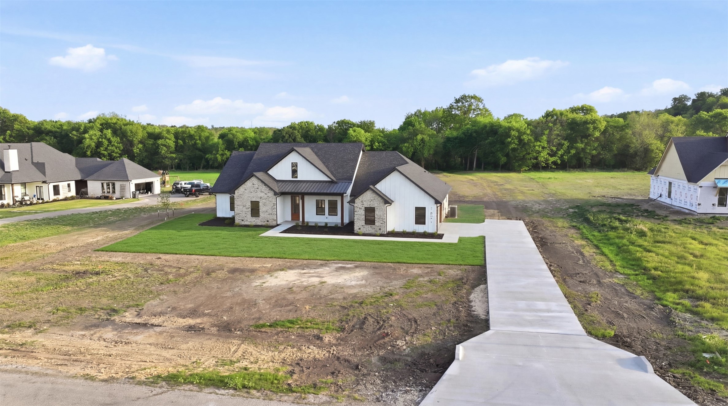 1021 Preserve Street Weatherford TX 76085