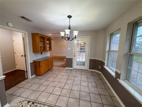 2204 N Village Drive Bonham TX 75418