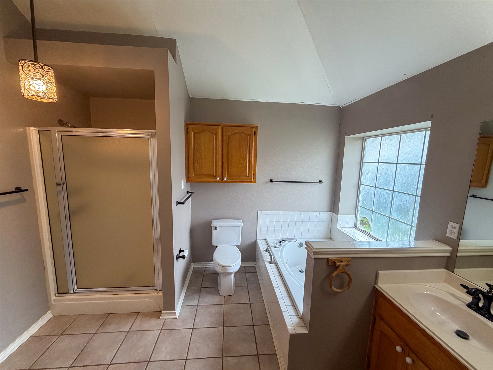 2204 N Village Drive Bonham TX 75418