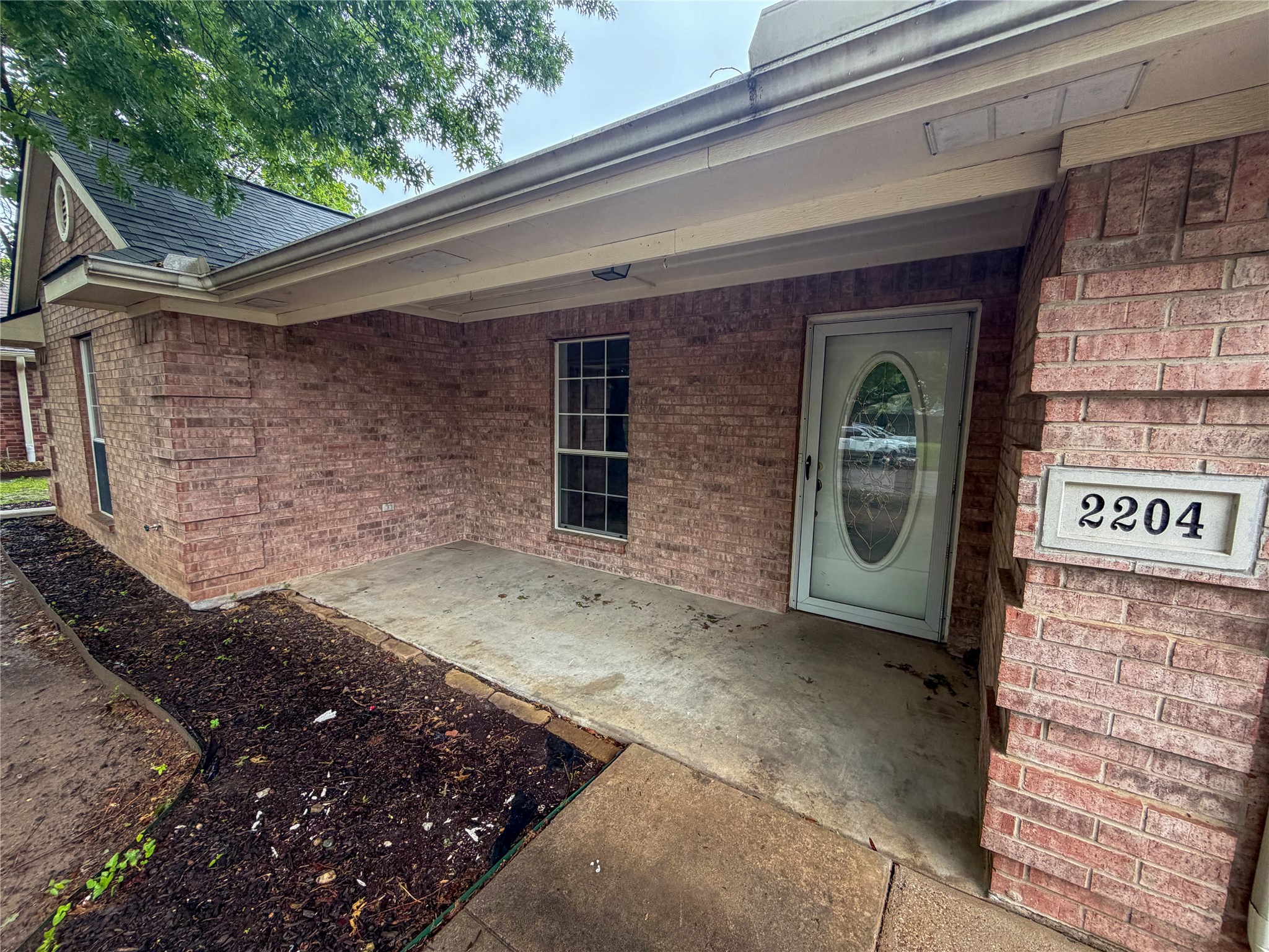 2204 N Village Drive Bonham TX 75418