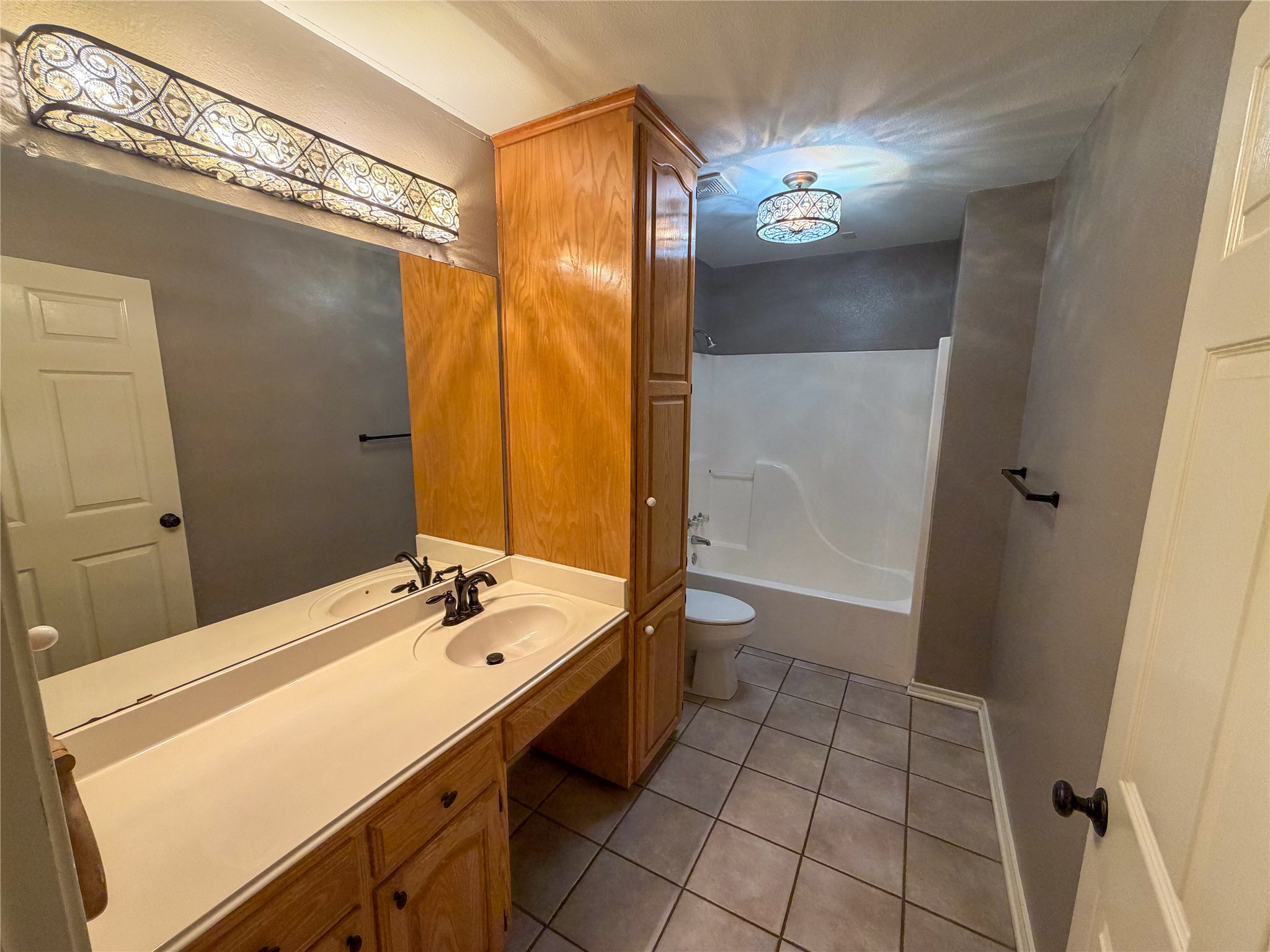 2204 N Village Drive Bonham TX 75418