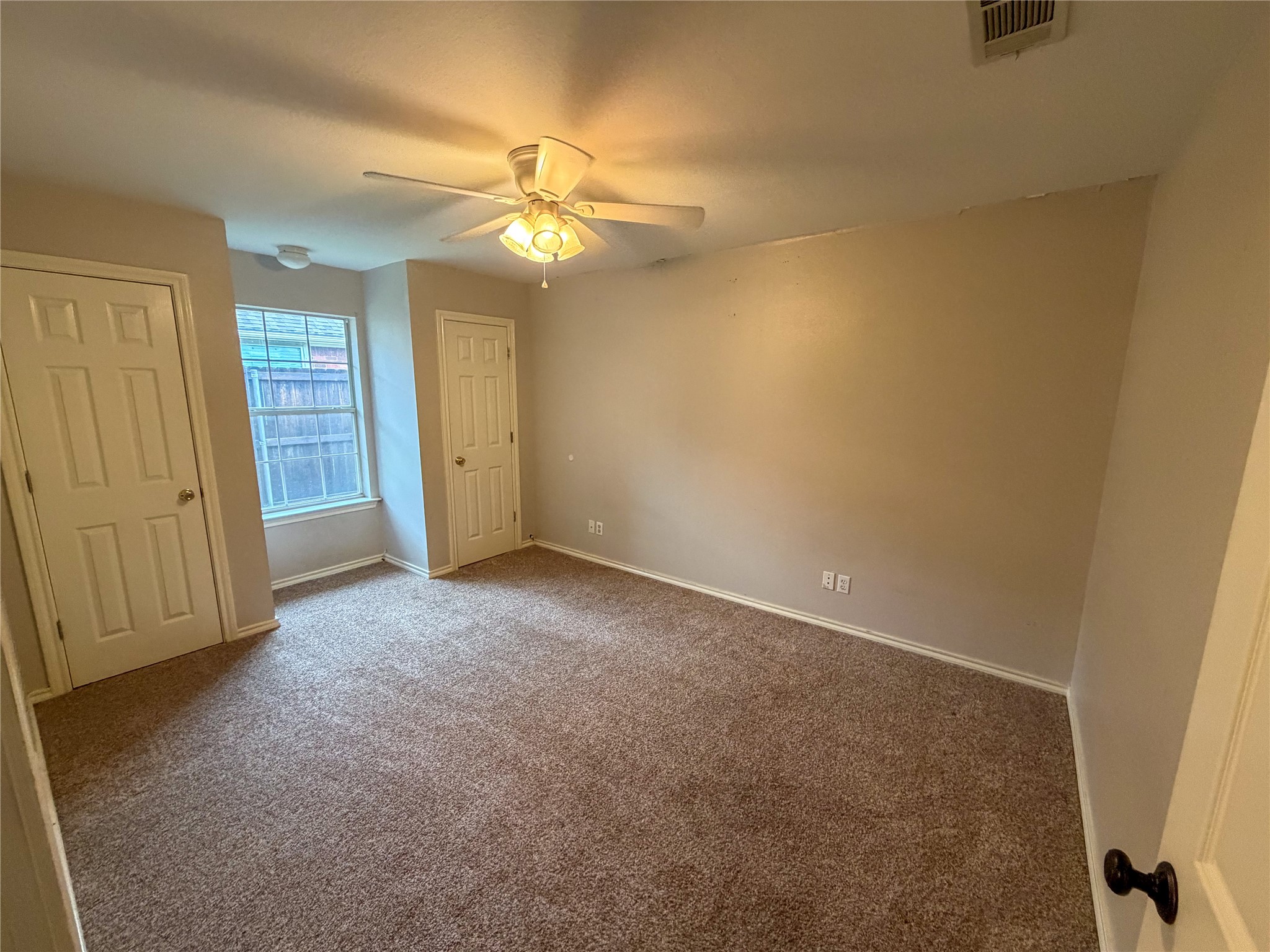 2204 N Village Drive Bonham TX 75418