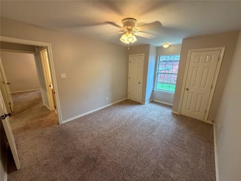 2204 N Village Drive Bonham TX 75418