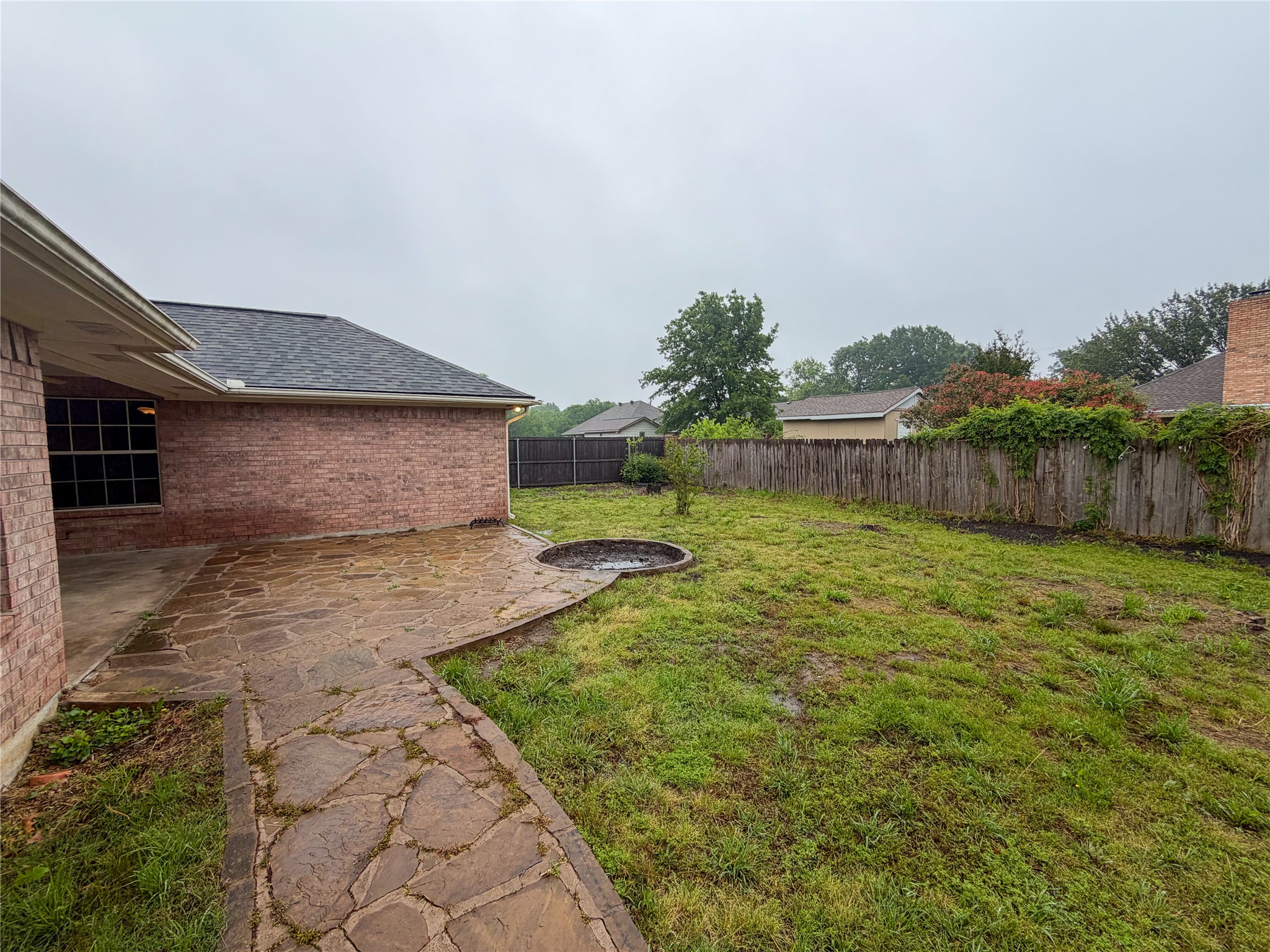 2204 N Village Drive Bonham TX 75418