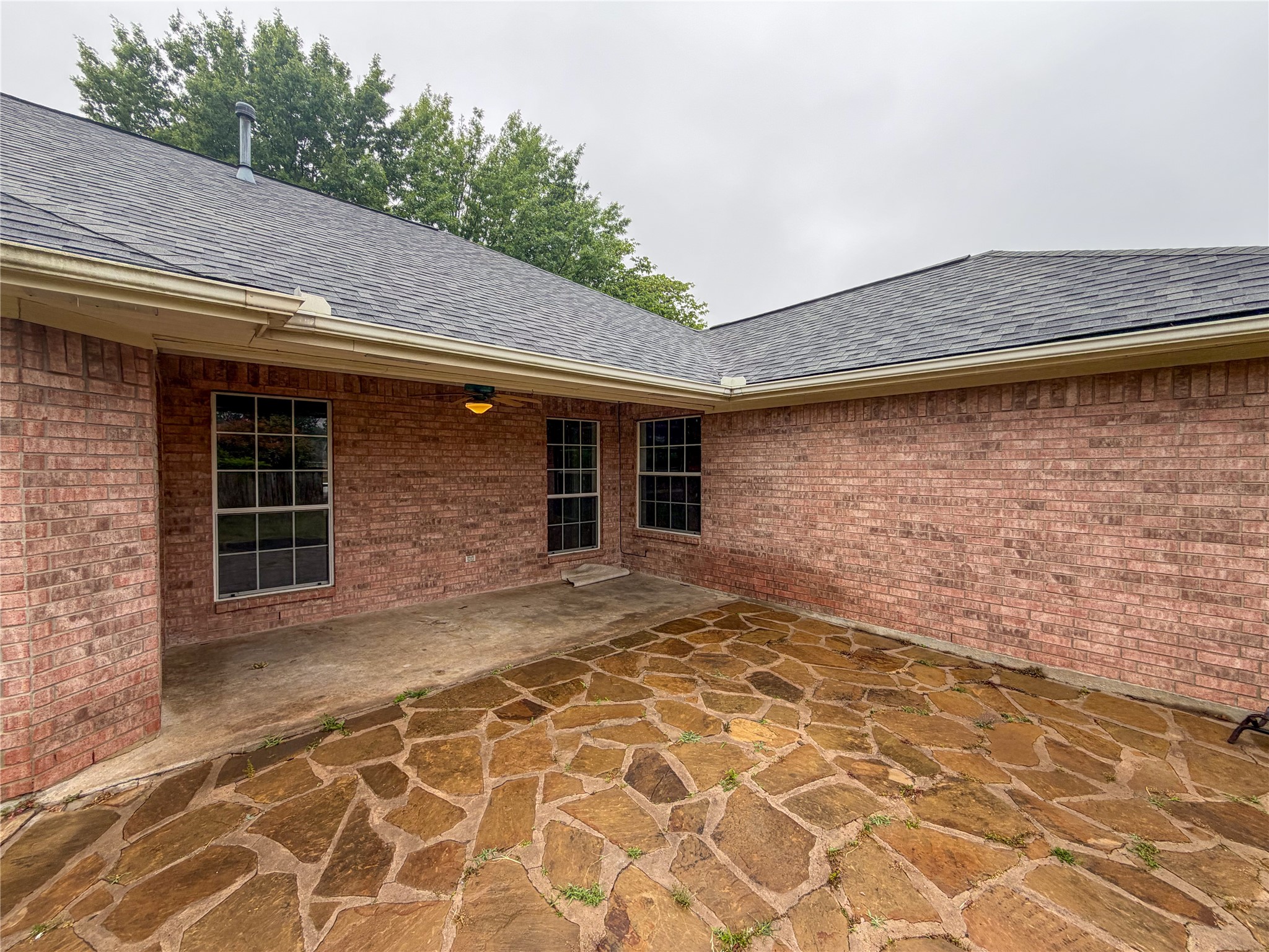 2204 N Village Drive Bonham TX 75418