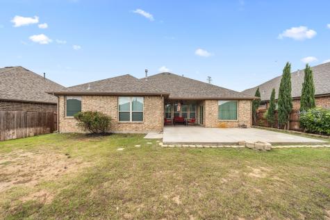 328 Running Water Trail Fort Worth TX 76131
