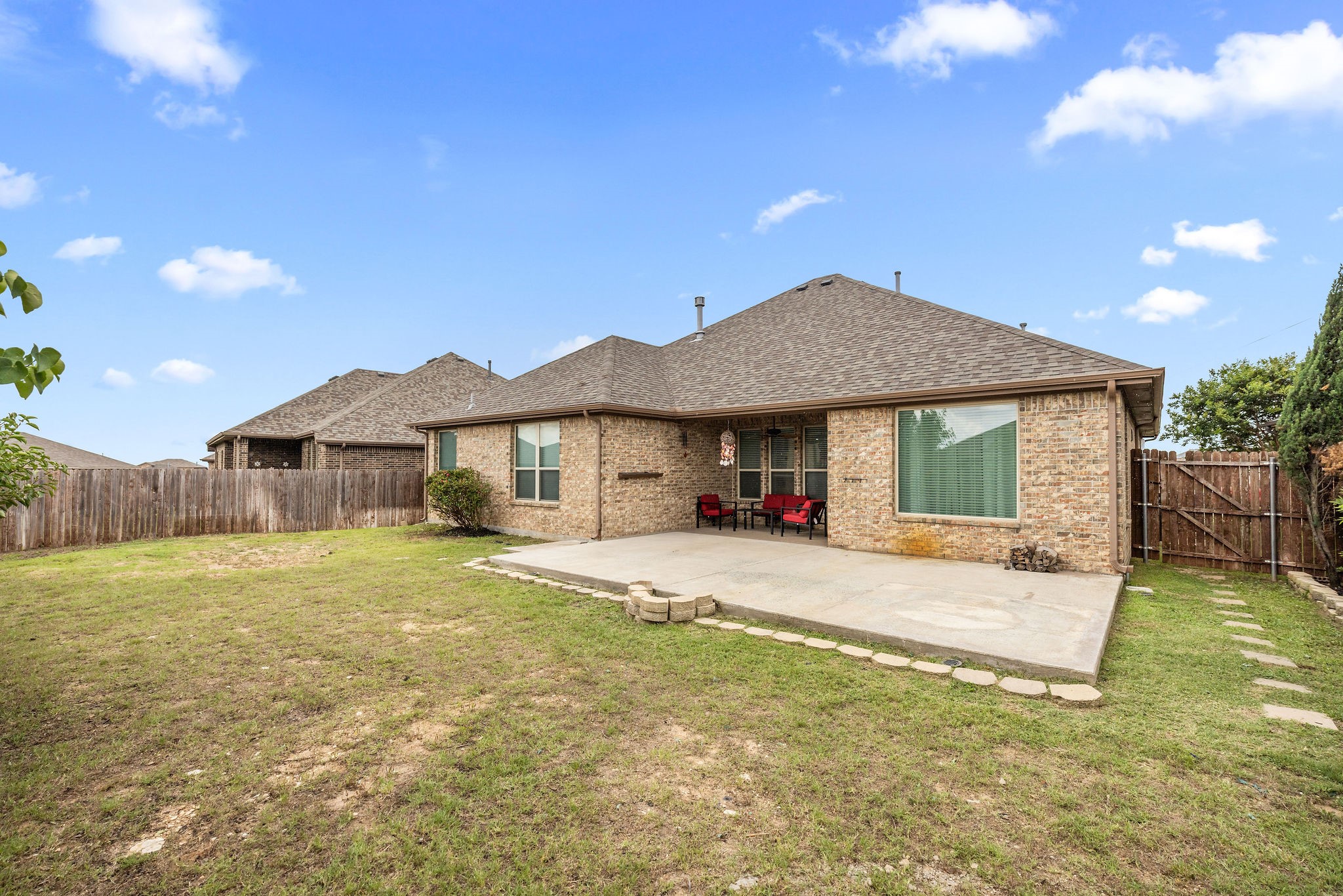 328 Running Water Trail Fort Worth TX 76131