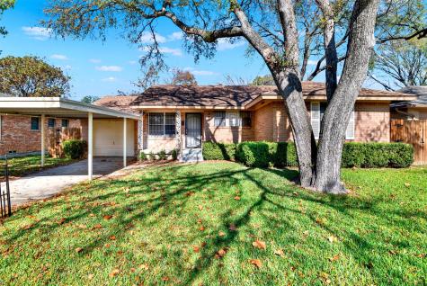 2729 Lockhart Avenue Dallas TX 75228