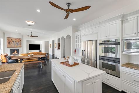 1604 S Lakeshore Drive Rockwall TX 75087