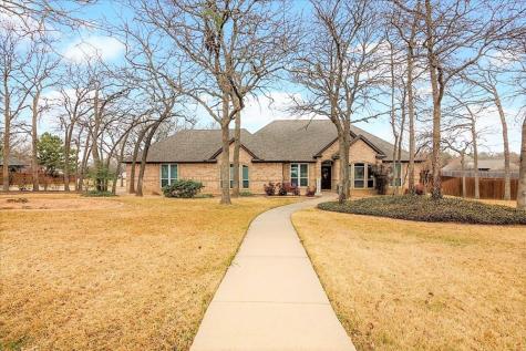 3401 Wild Oaks Court Burleson TX 76028