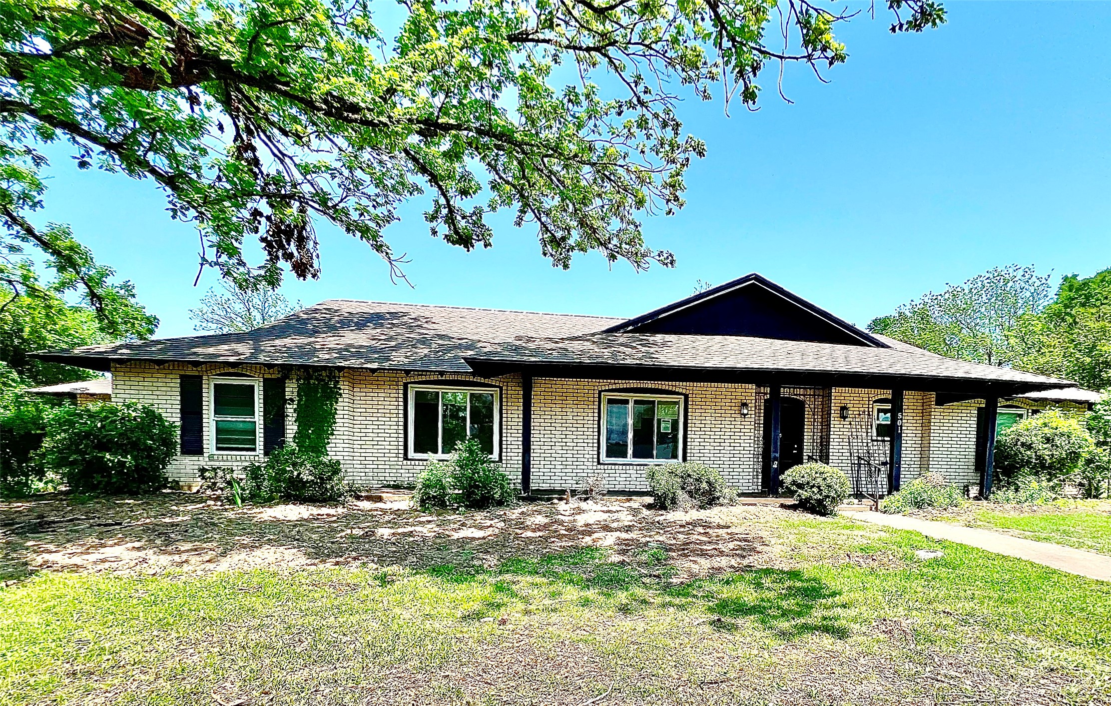 501 Sunset Drive Marlin TX 76661