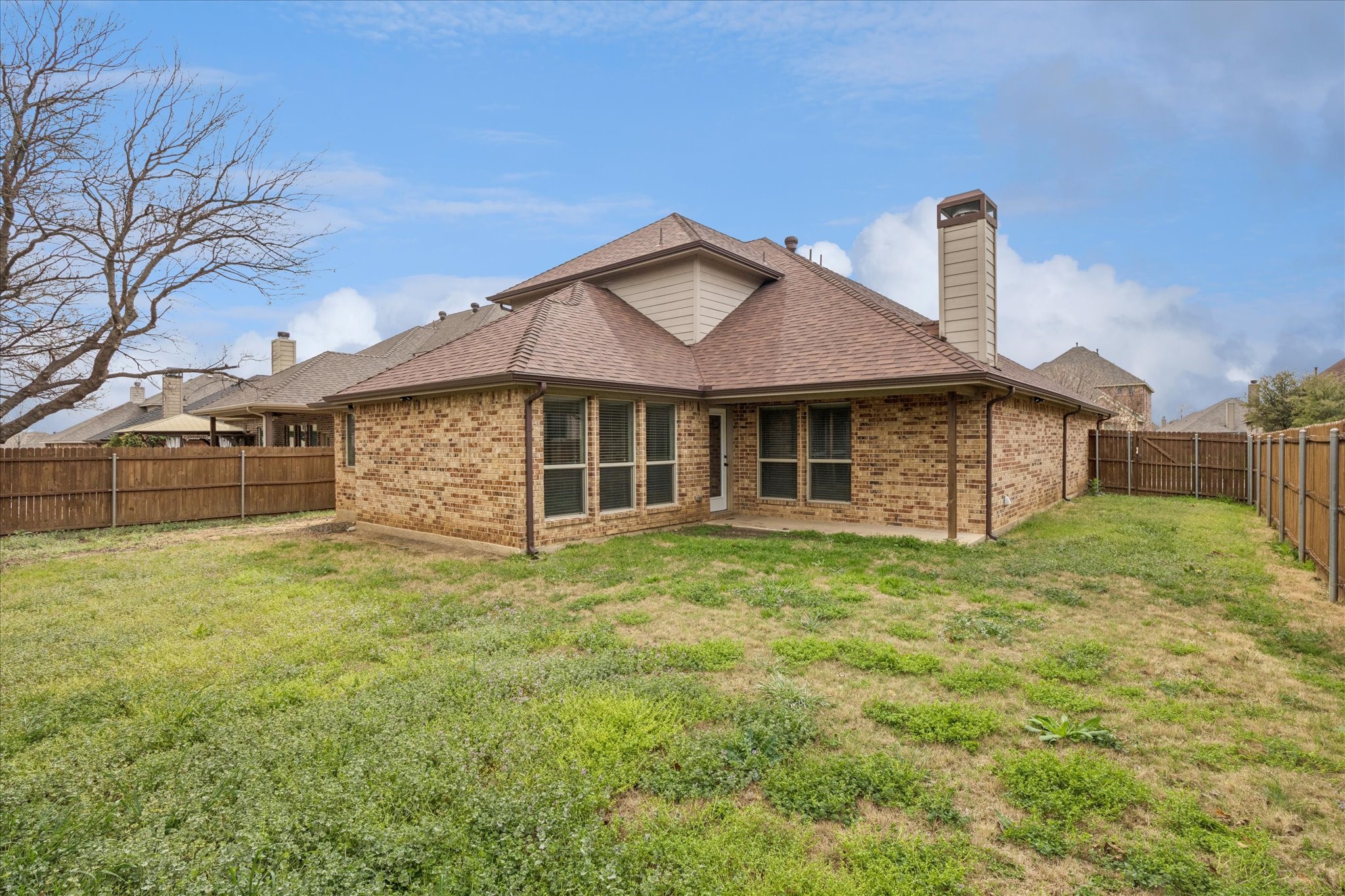 612 Ravenwood Drive Saginaw TX 76179